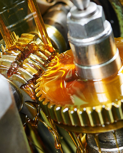 aceite lubricante en boluda industrial